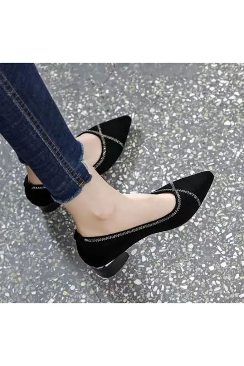 الأحذية النسائية الصيفية  فلات	