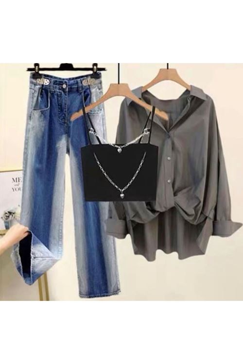 ملابس نسائية صيفية قاط