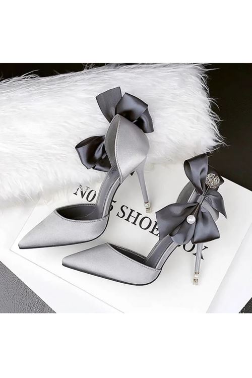 ‎الأحذية النسائية  الصيفية حذاء  كعب