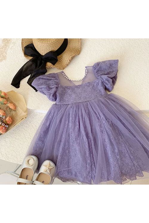 طفل بنت صيفية فستان