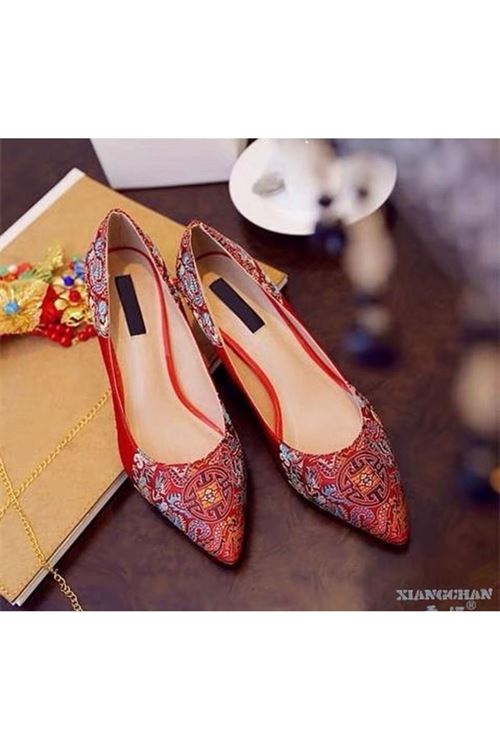 الأحذية النسائية الصيفية  فلات	