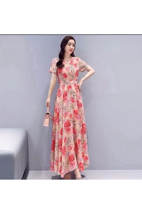 الملابس  النسائية  الصيفيّة  فستان