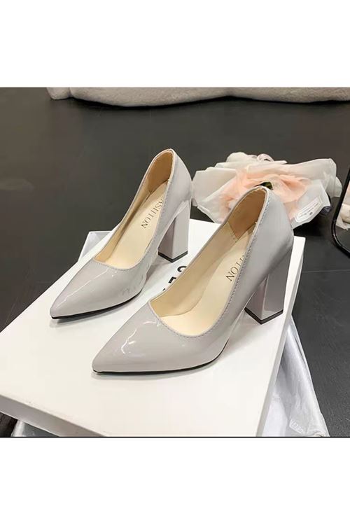 الأحذية النسائية الصيفية حذاء كعب 