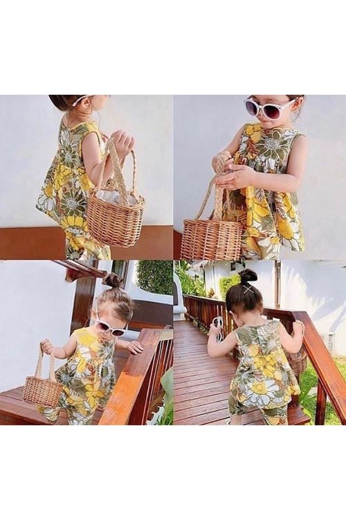 طفل بنت صيفية فستان