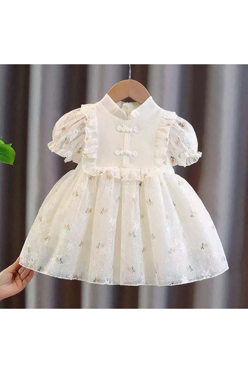 طفل بنت صيفية فستان