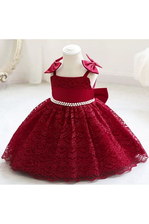 طفل بنت صيفية فستان