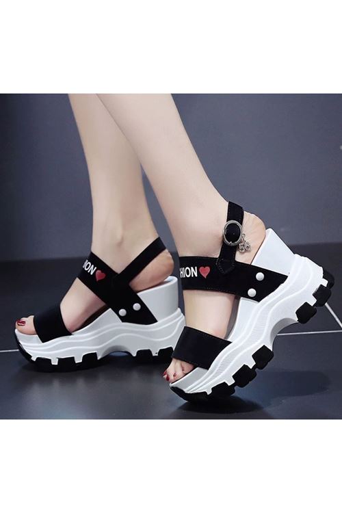 الأحذية النسائية الصيفية صندل