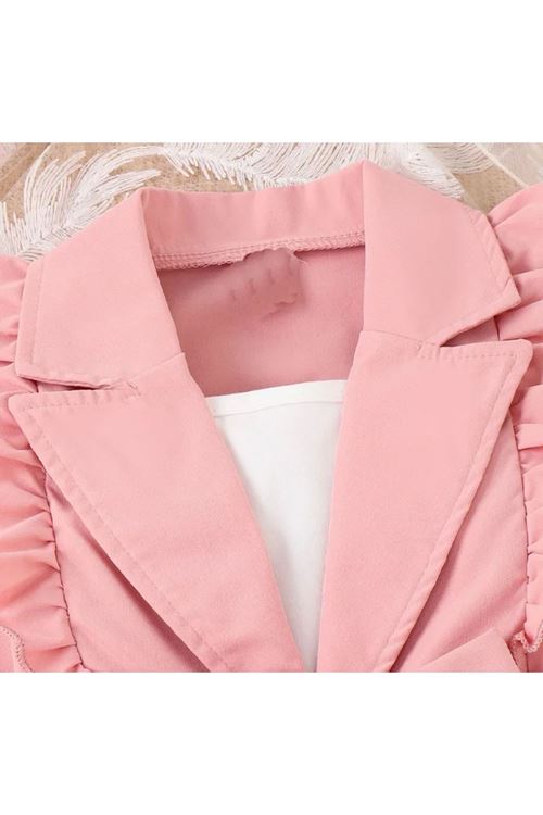 طفل بنت صيفية قاط