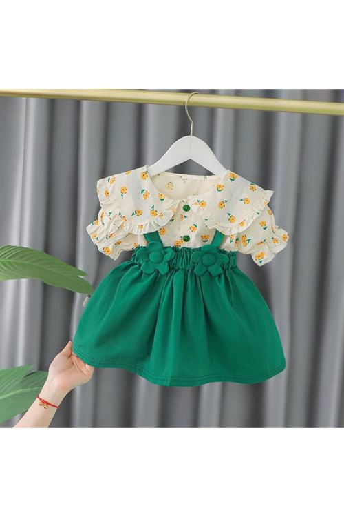 طفل بنت صيفية فستان