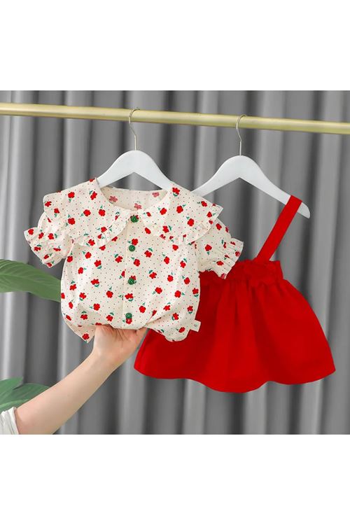 طفل بنت صيفية فستان