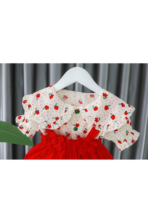 طفل بنت صيفية فستان