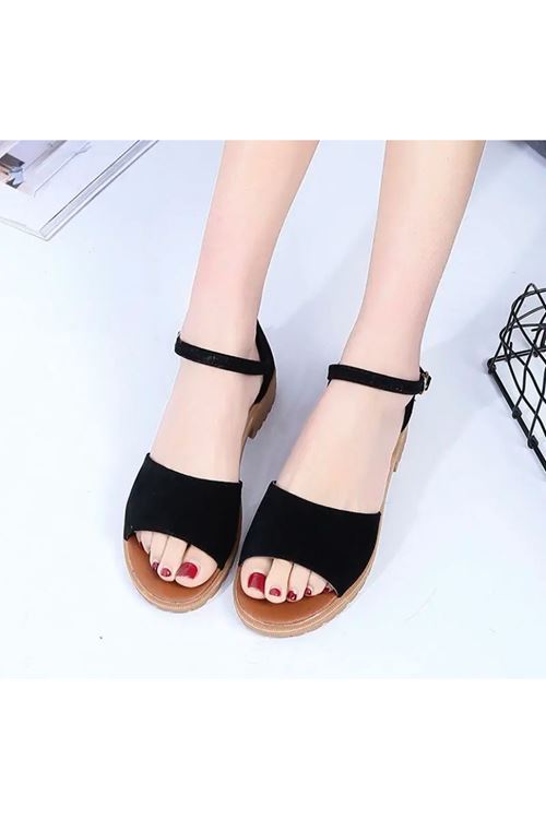  ‎الأحذية النسائية  الصيفية صندل