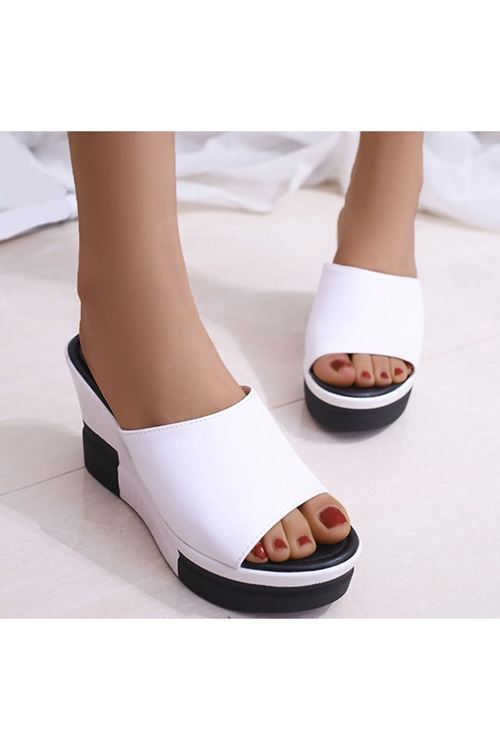 الاحذية نسائية صيفية كعب