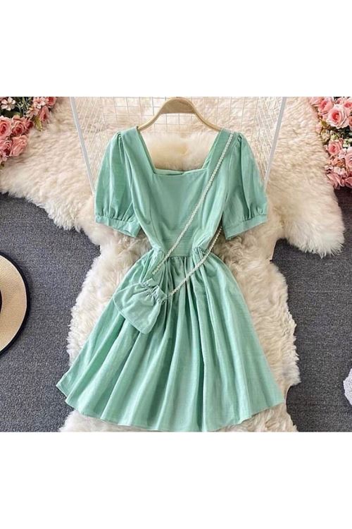 ملابس نسائية صيفية فستان