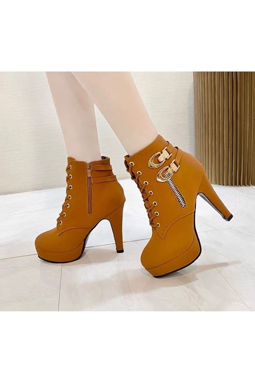 الأحذية النسائية الشتوية بوت قصير كعب  