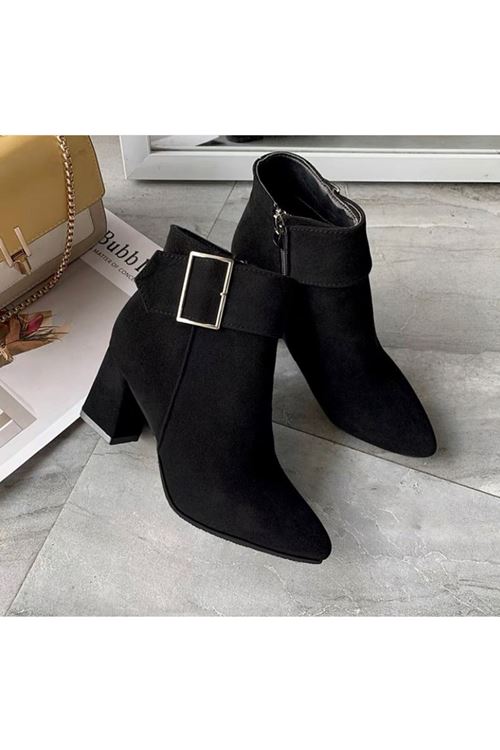 الأحذية النسائية الشتوية بوت قصير كعب  