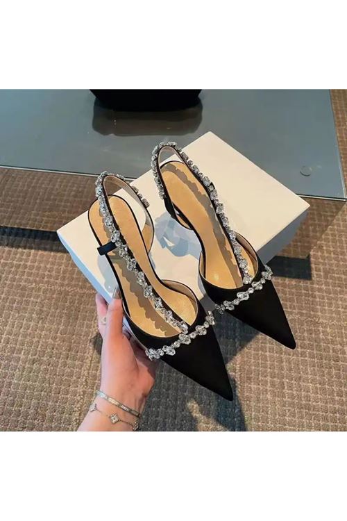 ‎الأحذية النسائية  الصيفية حذاء  كعب