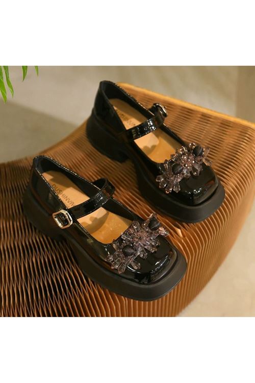 ‎الأحذية النسائية  الصيفية حذاء  فلات