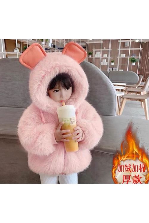 طفل بنت شتوية جاكيت