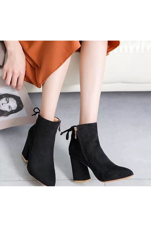 ‎الأحذية النسائية الشتوية بوت قصير كعب