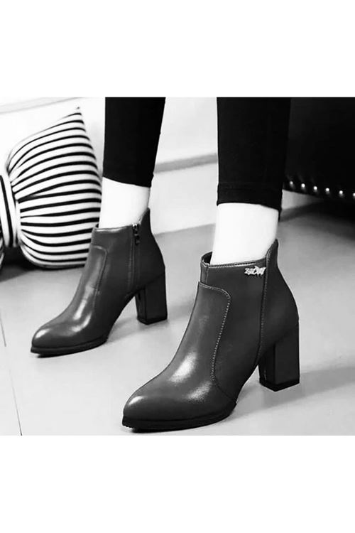 ‎الأحذية النسائية الشتوية بوت قصير كعب