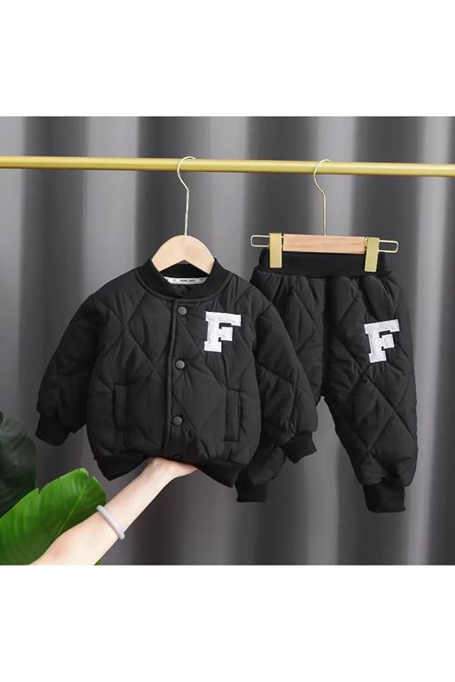 طفل ولد شتوية قاط