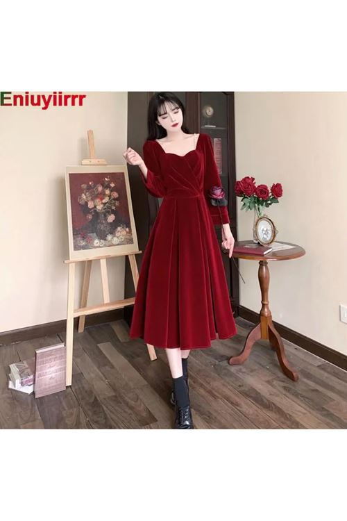 ملابس نسائية شتوية فستان 