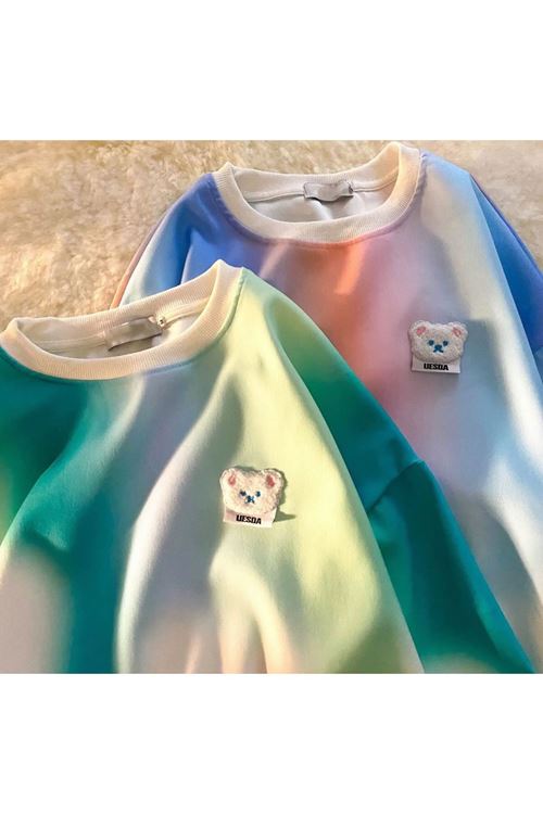 ملابس نسائية  شتوية  بلوز