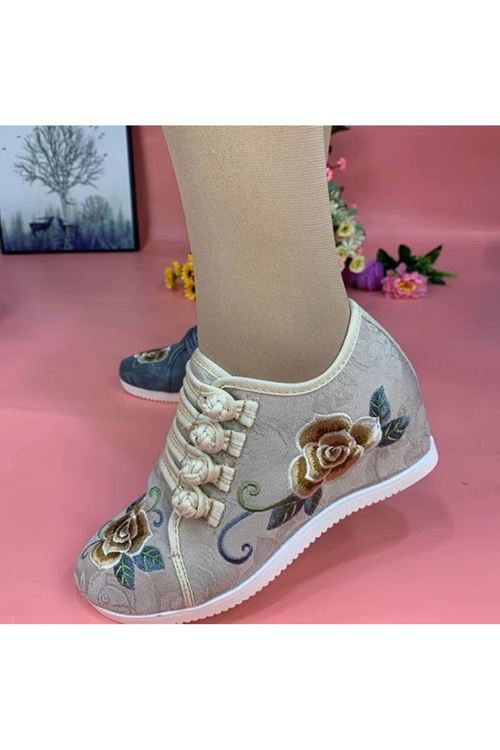 ‎الأحذية نسائية شتويّة حذاء