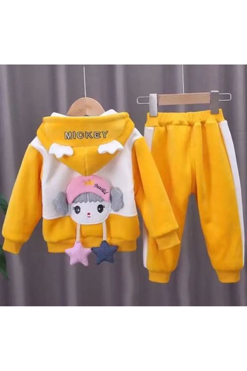 طفل بنت شتوية تراك