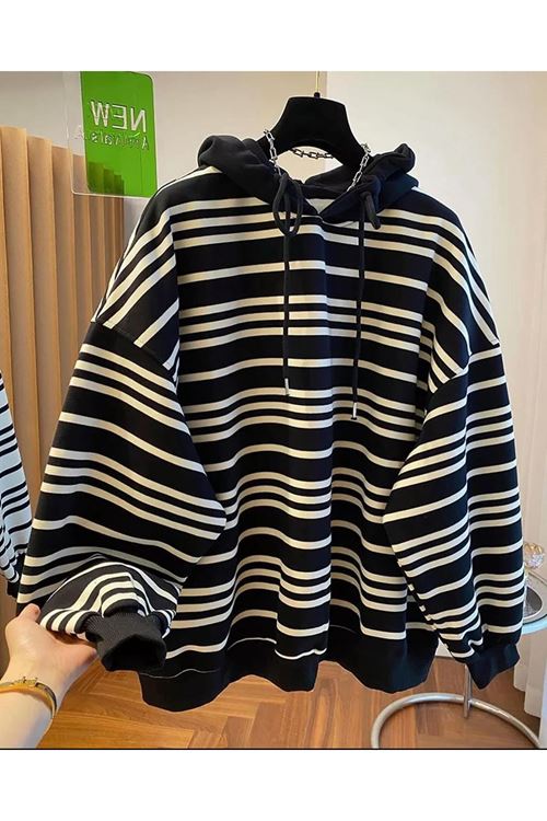 ملابس نسائية شتوية هودي 