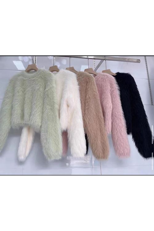 ملابس نسائية شتوية بلوز