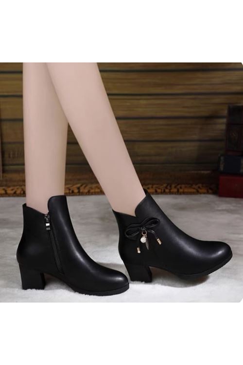 أحذية نسائية شتوية بوت قصير كعب