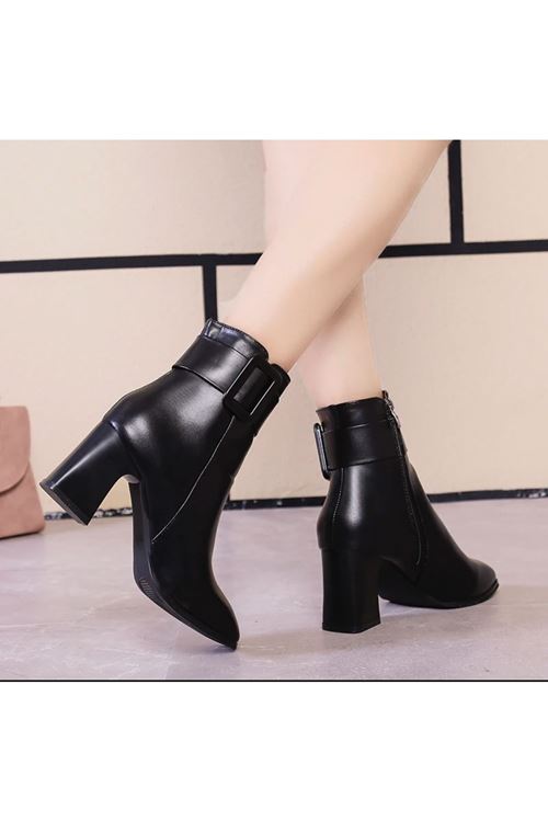 أحذية نسائية شتوية بوت قصير كعب