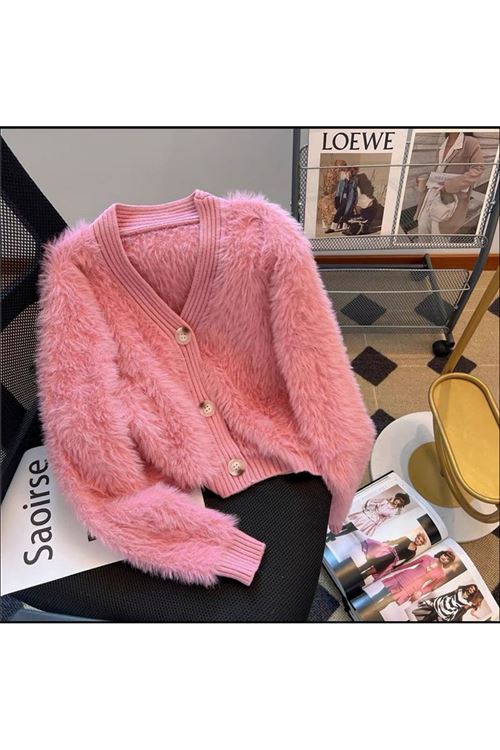 ملابس نسائية شتوية  سترة صوف