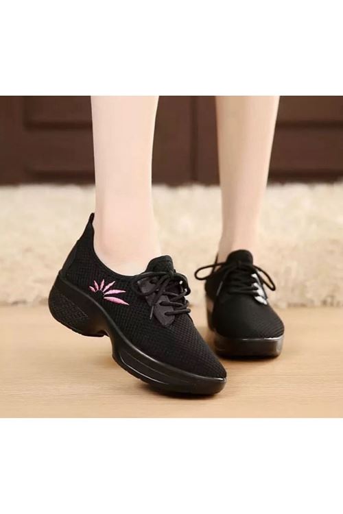 ‎الأحذية  نسائية  شتوية  ترانشوز