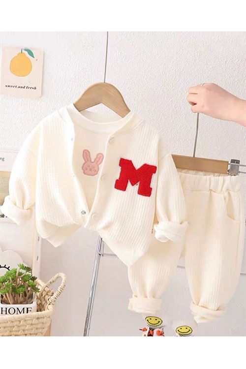 طفل بنت شتوية تراك