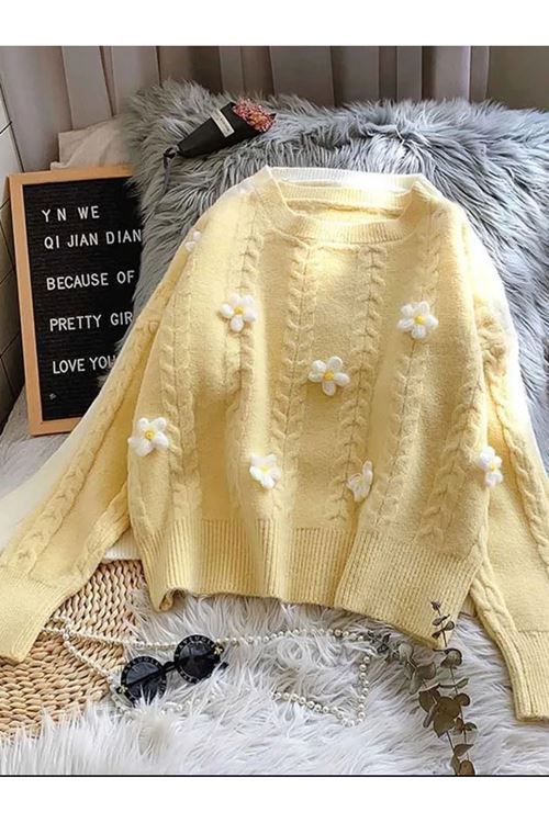 ملابس نسائية شتوية بلوز