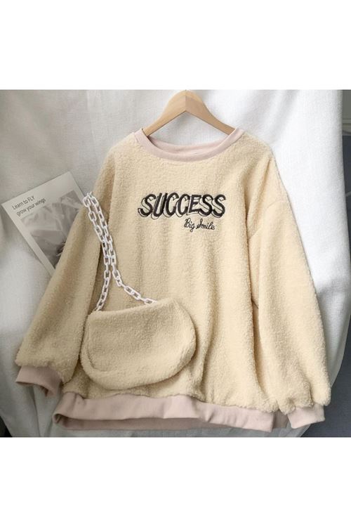 ملابس النسائية شتويه بلوز