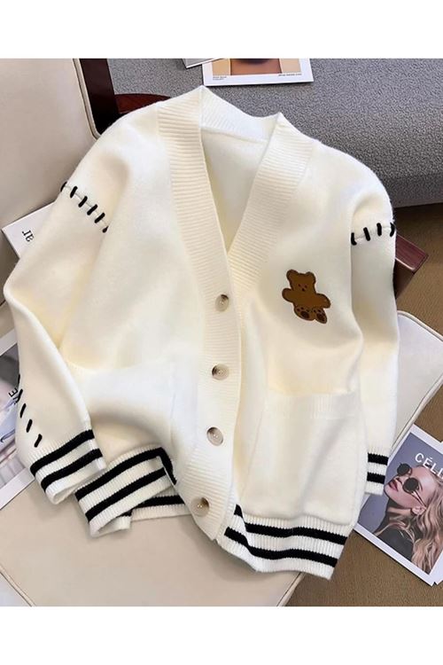 ملابس نسائية شتوية سترة صوف