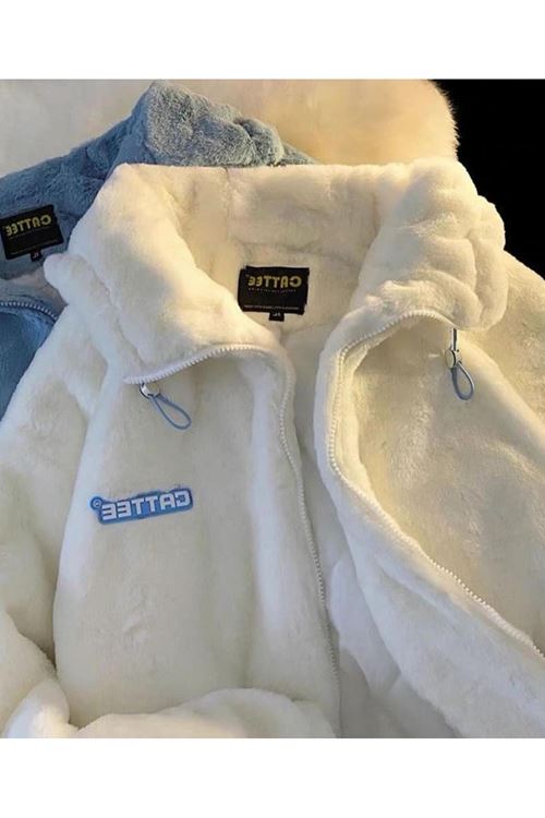 الملابس النسائية الشتوية جاكيت