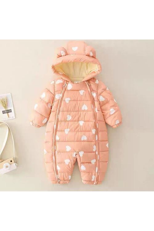 طفل بنت شتوية بدلة