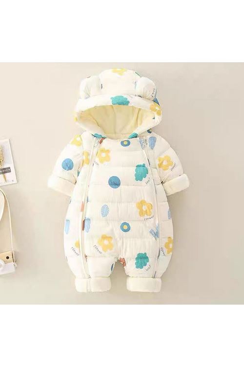 طفل بنت شتوية بدلة