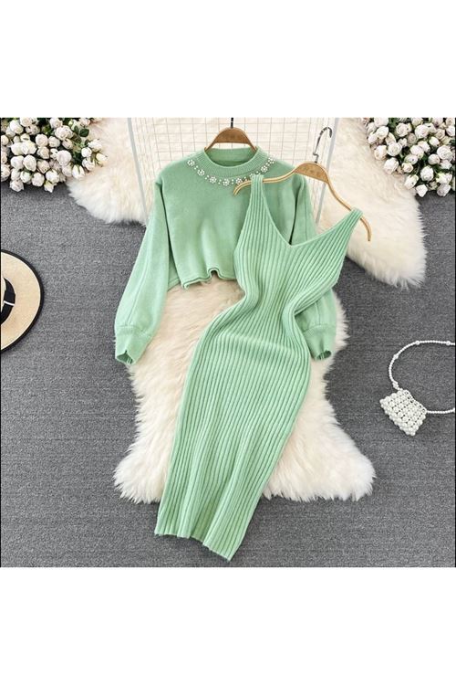 ملابس نسائية شتوية فستان 