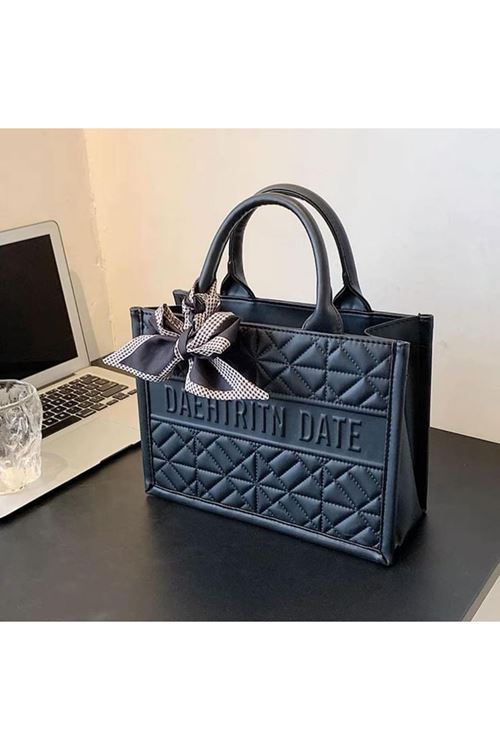 جنطة نسائية 