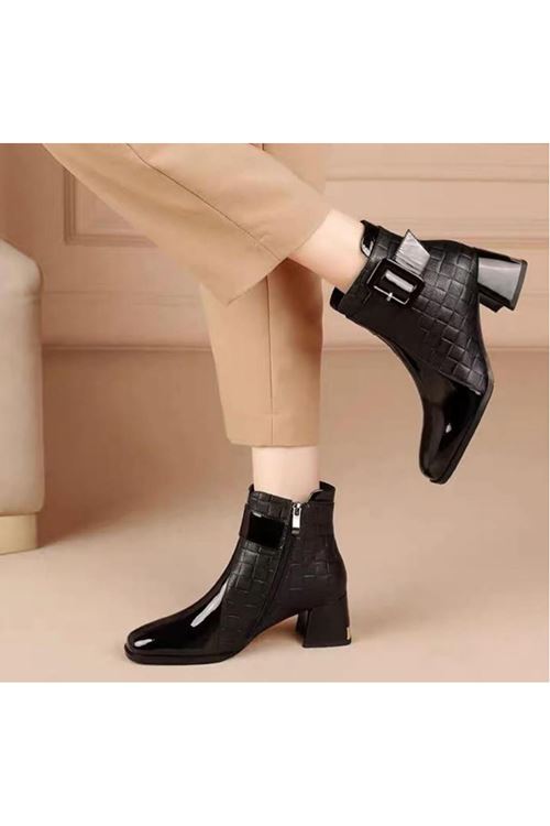 الأحذية النسائية الشتوية بوت قصير كعب