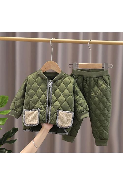 طفل ولد شتوية قاط