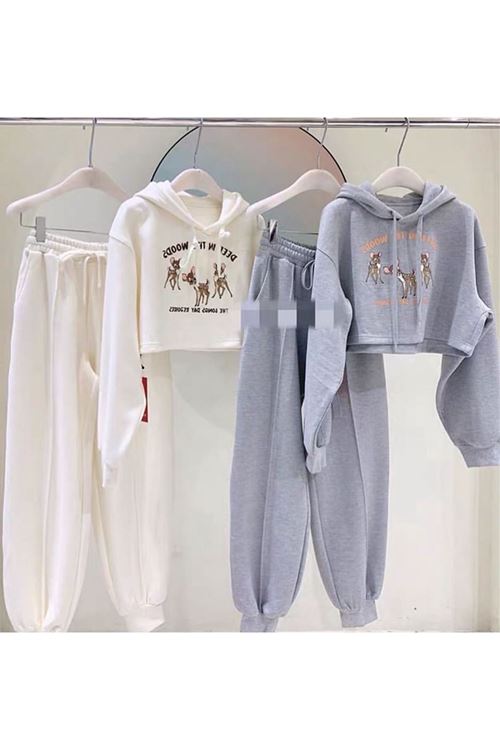 ملابس نسائية شتوية تراك