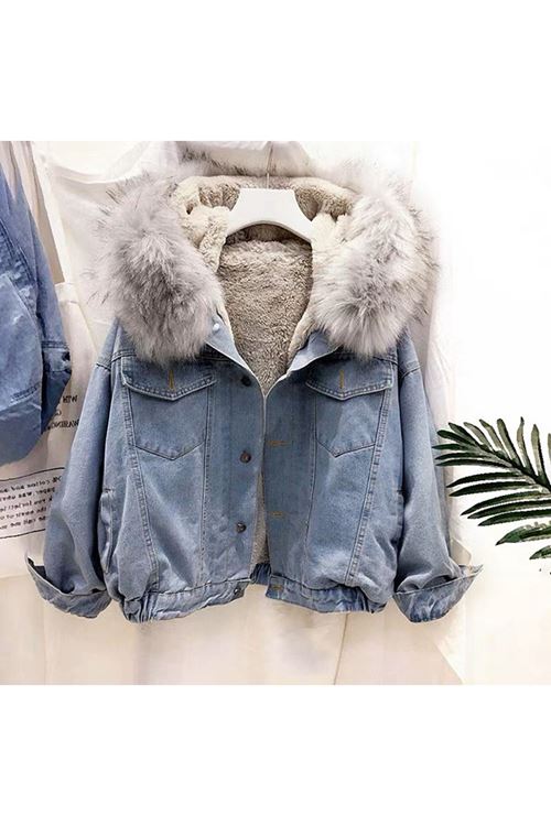 الملابس النسائية الشتوية جاكيت