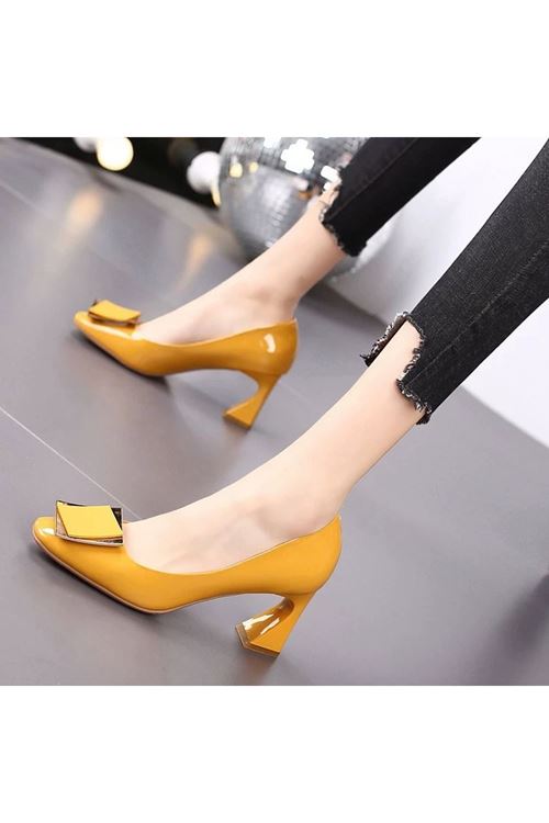 الأحذية النسائية الصيفية حذاء كعب